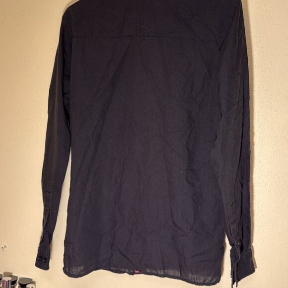 Black button down shirt - Picture 4 of 4